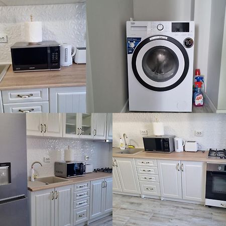 Luxurious Apartment With 3 Rooms And 2 Bathrooms In Corabia Buitenkant foto