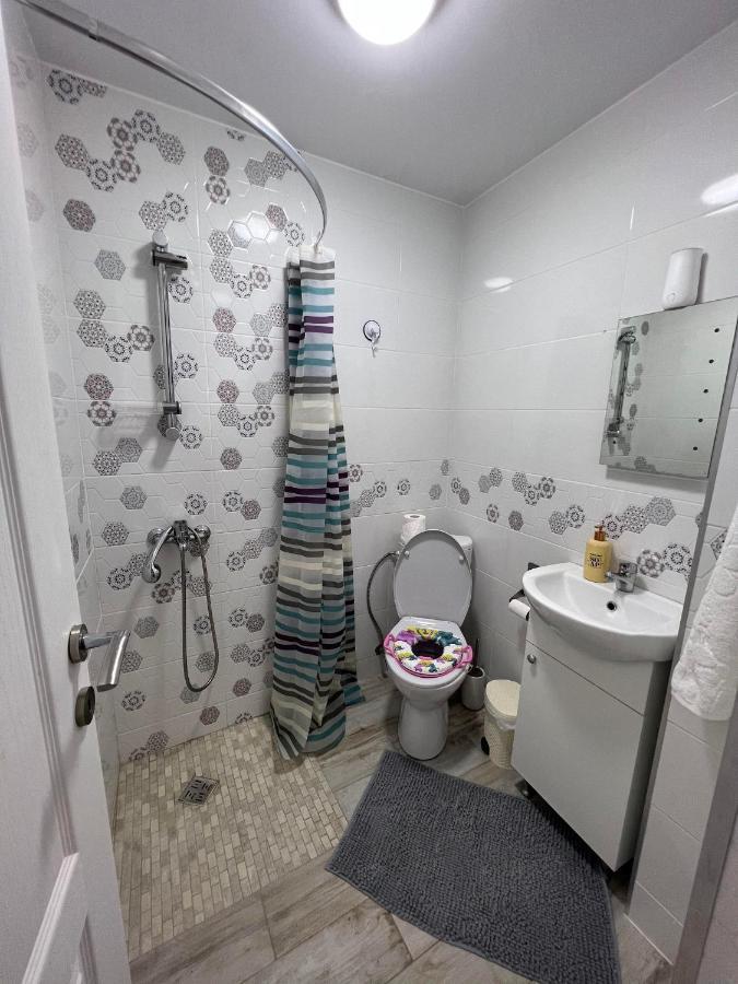 Luxurious Apartment With 3 Rooms And 2 Bathrooms In Corabia Buitenkant foto